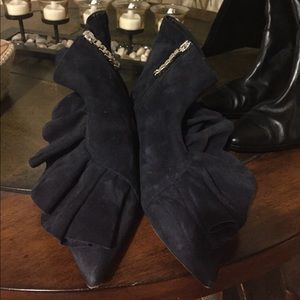 NEW - Black suede J.W. Anderson